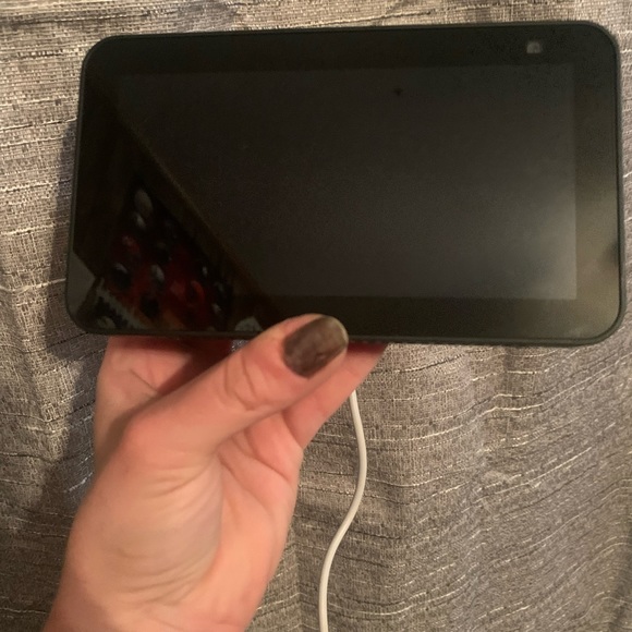 Amazon Echo 5 - Picture 2 of 6